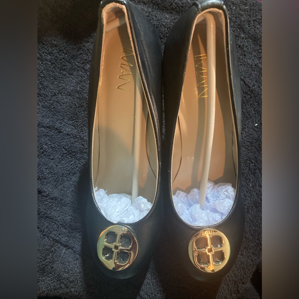 IMAN Black Wedge Heels